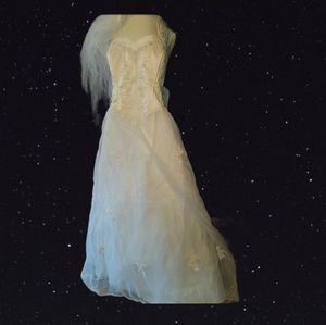 NWT Da Vinci Wedding Dress Size 20